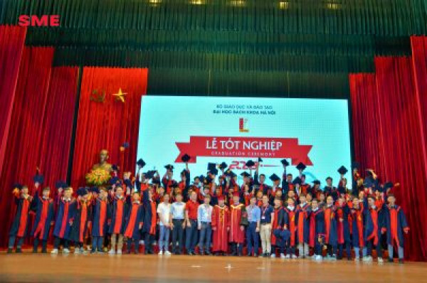 DSC 0336 copy 1a 400x265