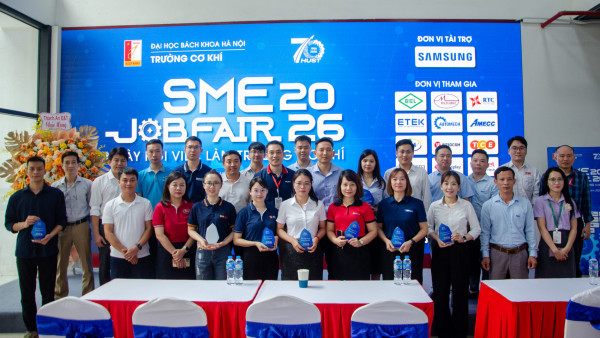 [SME] NGÀY HỘI VIỆC LÀM TRƯỜNG CƠ KHÍ 2026: KẾT NỐI DOANH NGHIỆP, MỞ RỘNG CƠ HỘI NGHỀ NGHIỆP CHO SINH VIÊN