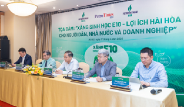 [SME] TRUNG TÂM NGHIÊN CỨU CÁC NGUỒN ĐỘNG LỰC VÀ PHƯƠNG TIỆN TỰ HÀNH ĐÓNG GÓP THÚC ĐẨY PHÁT TRIỂN VÀ ỨNG DỤNG XĂNG SINH HỌC E10 CHO PHƯƠNG TIỆN GIAO THÔNG