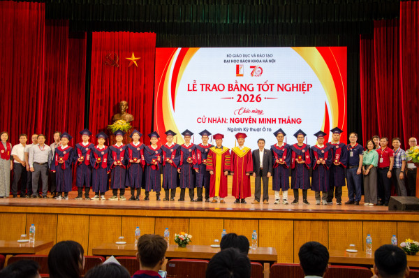 [SME] LỄ TRAO BẰNG TỐT NGHIỆP THÁNG 5/2026 CHO GẦN 800 TÂN CỬ NHÂN, TÂN KỸ SƯ TRƯỜNG CƠ KHÍ – ĐHBKHN