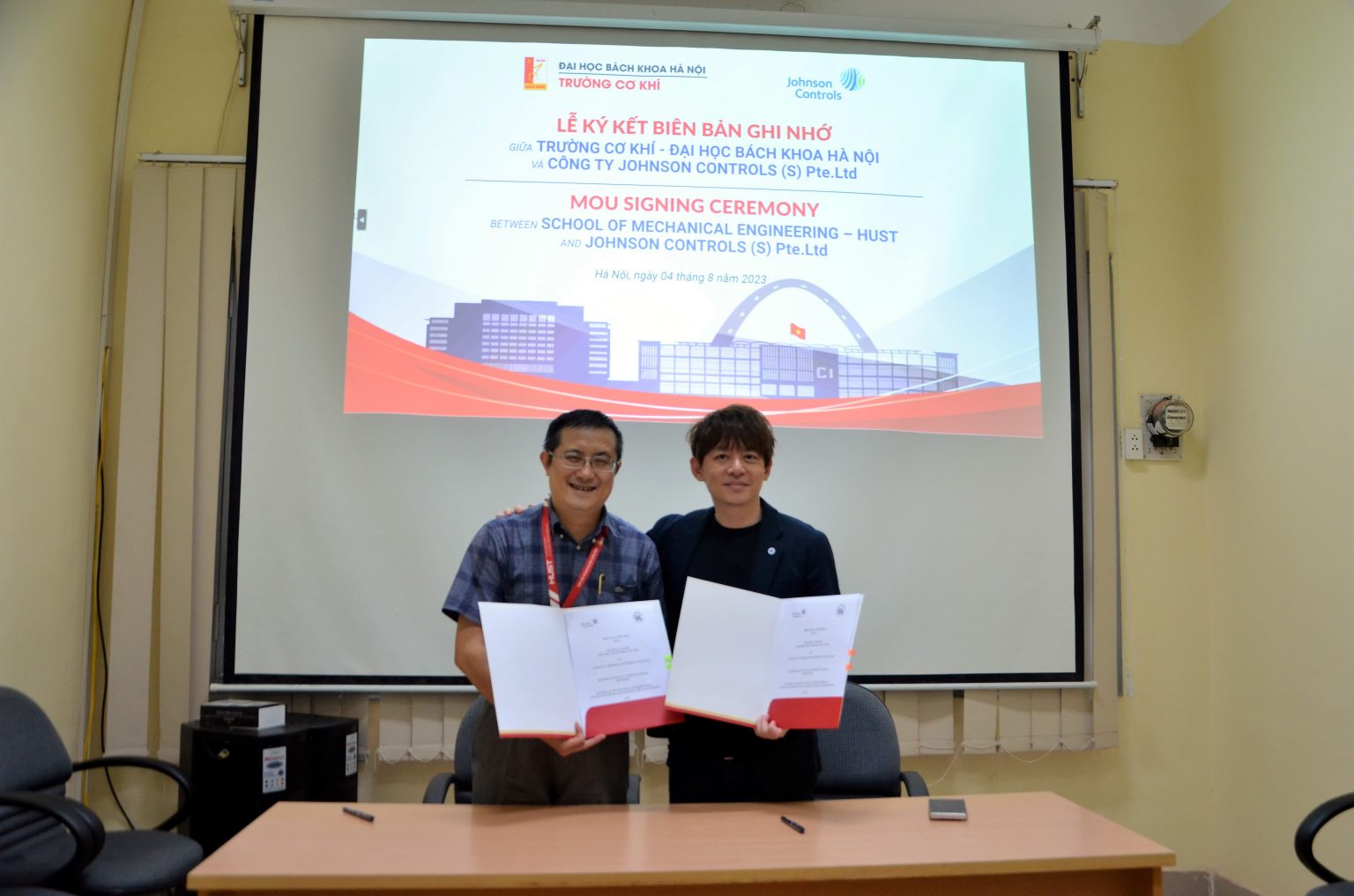 DSC 0159aa 1 1536x1017