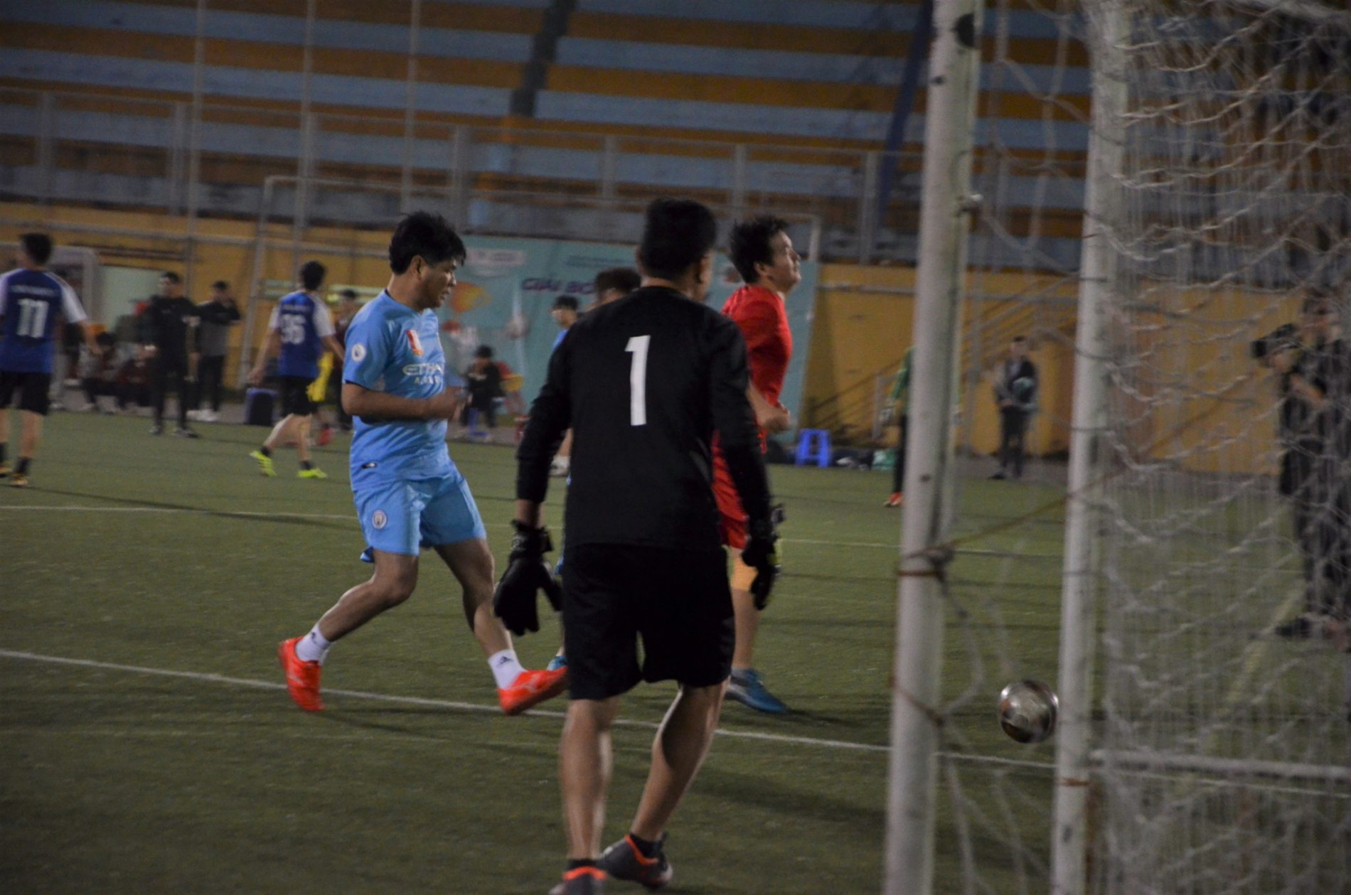 DSC 0190ab 2048x1357