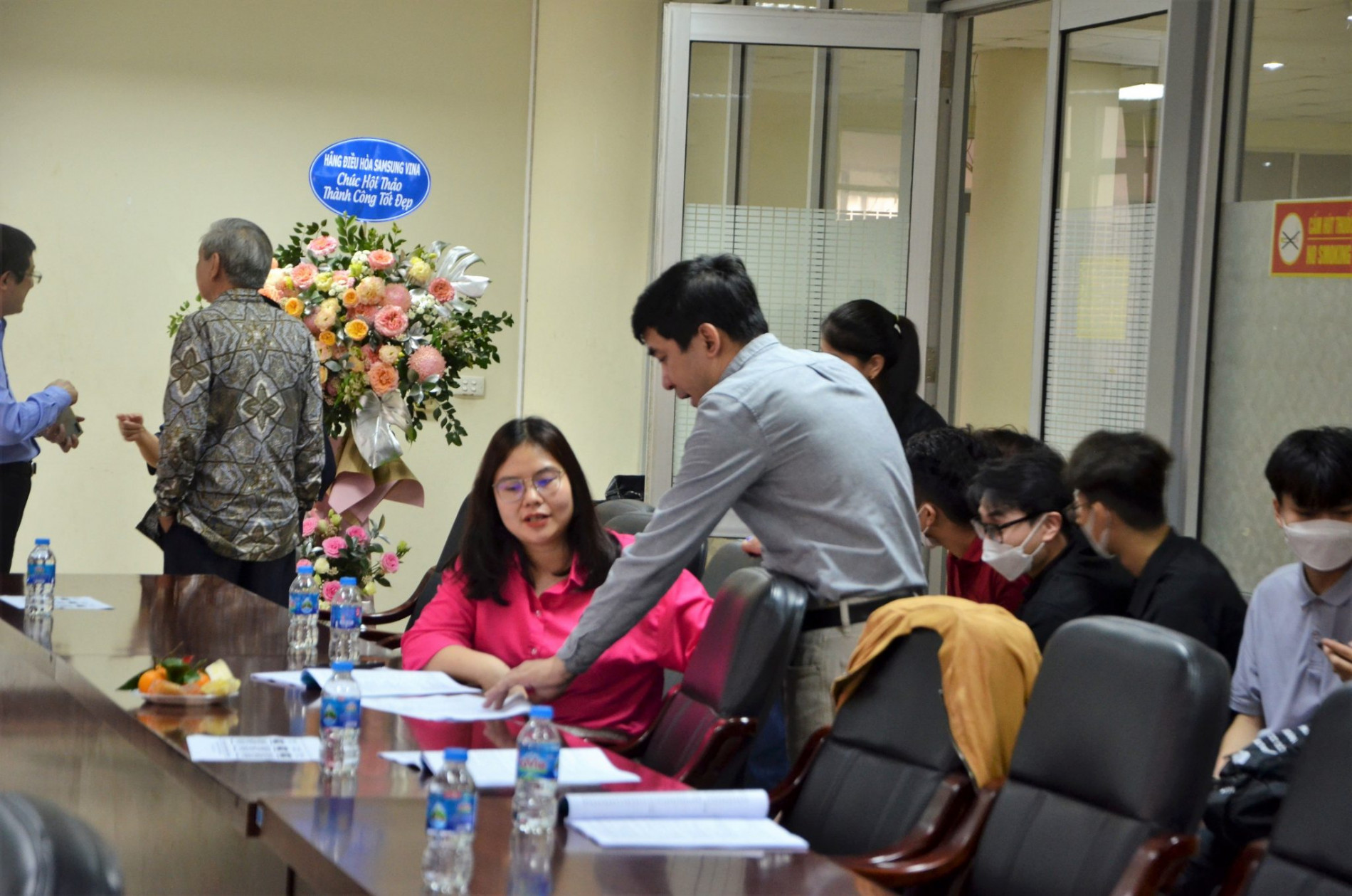 DSC 0195aa 2048x1356