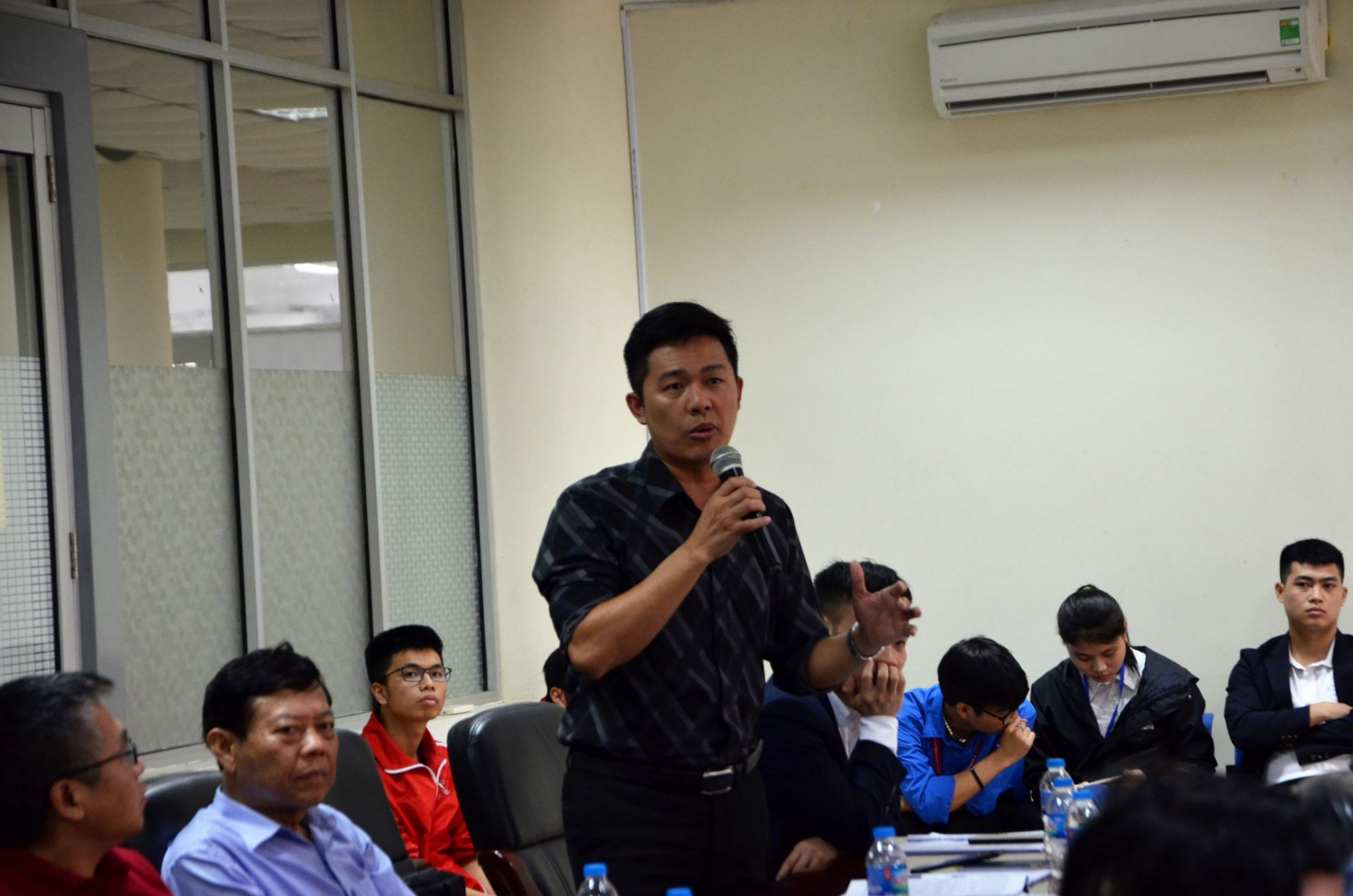 DSC 0294aa 2048x1356