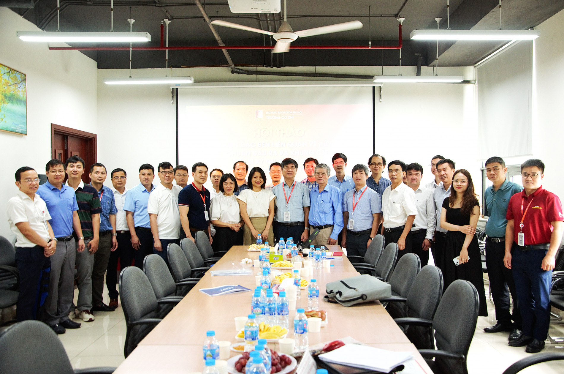 Hội thảo lấy ý kiến cho chương trình đào tạo tiến sĩ Cơ điện tử