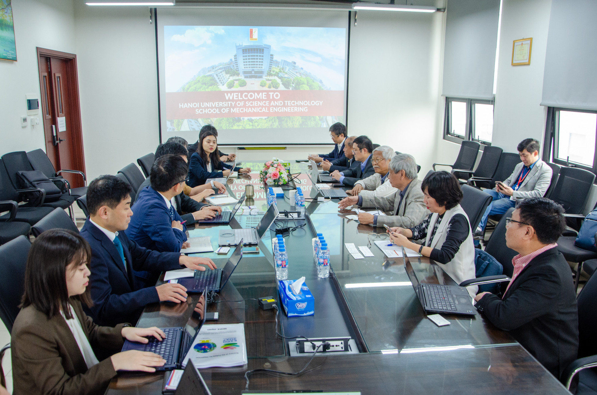 Trường Cơ khí – Đại học Bách khoa Hà Nội làm việc với đoàn Bộ Môi trường Nhật Bản về phát triển kinh tế tuần hoàn cho môi chất lạnh