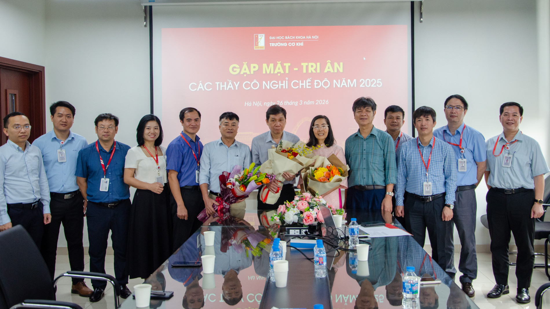 GM thầy cô nghỉ chế độ (1)