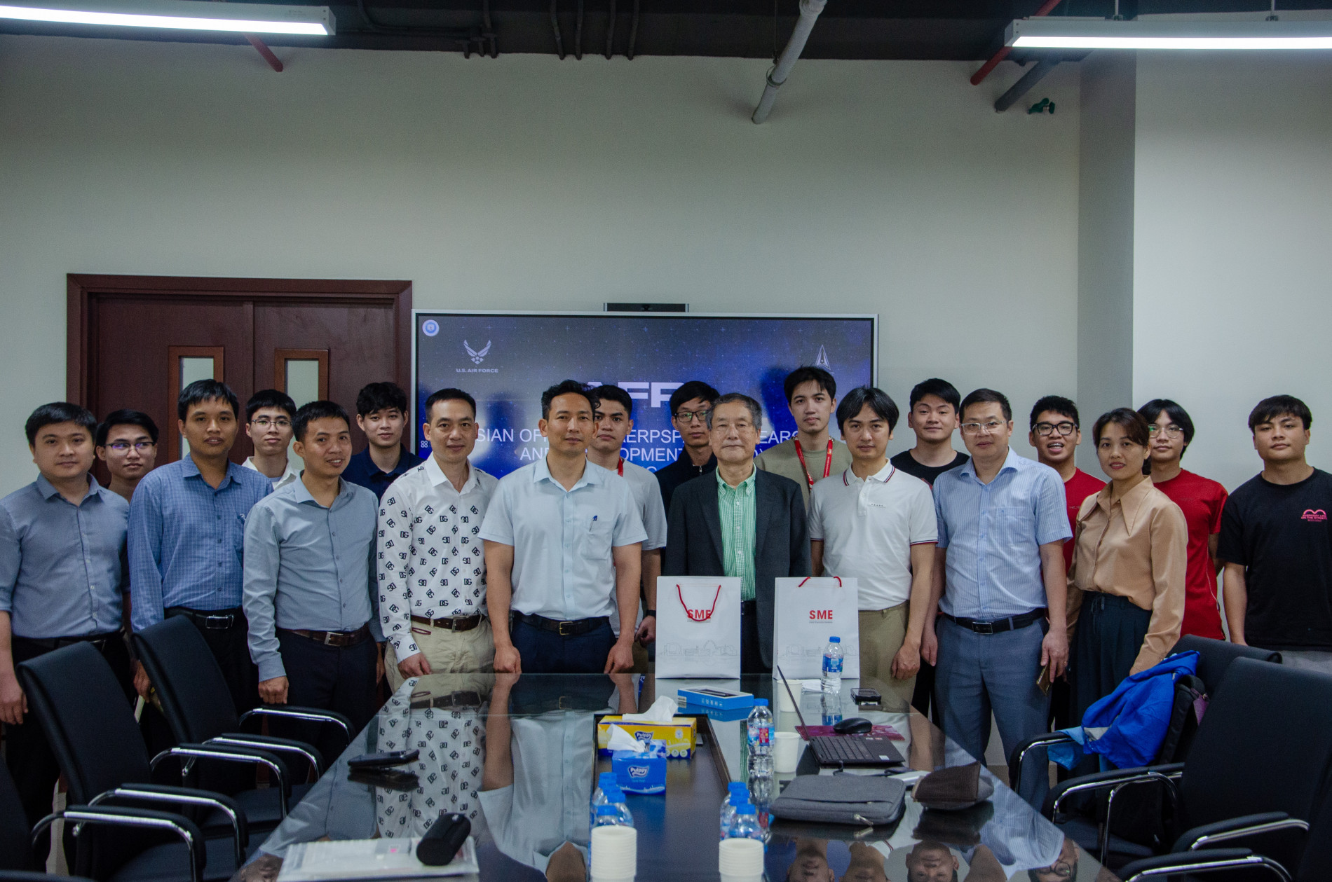 Chia sẻ cơ hội tài trợ nghiên cứu cơ bản từ AOARD