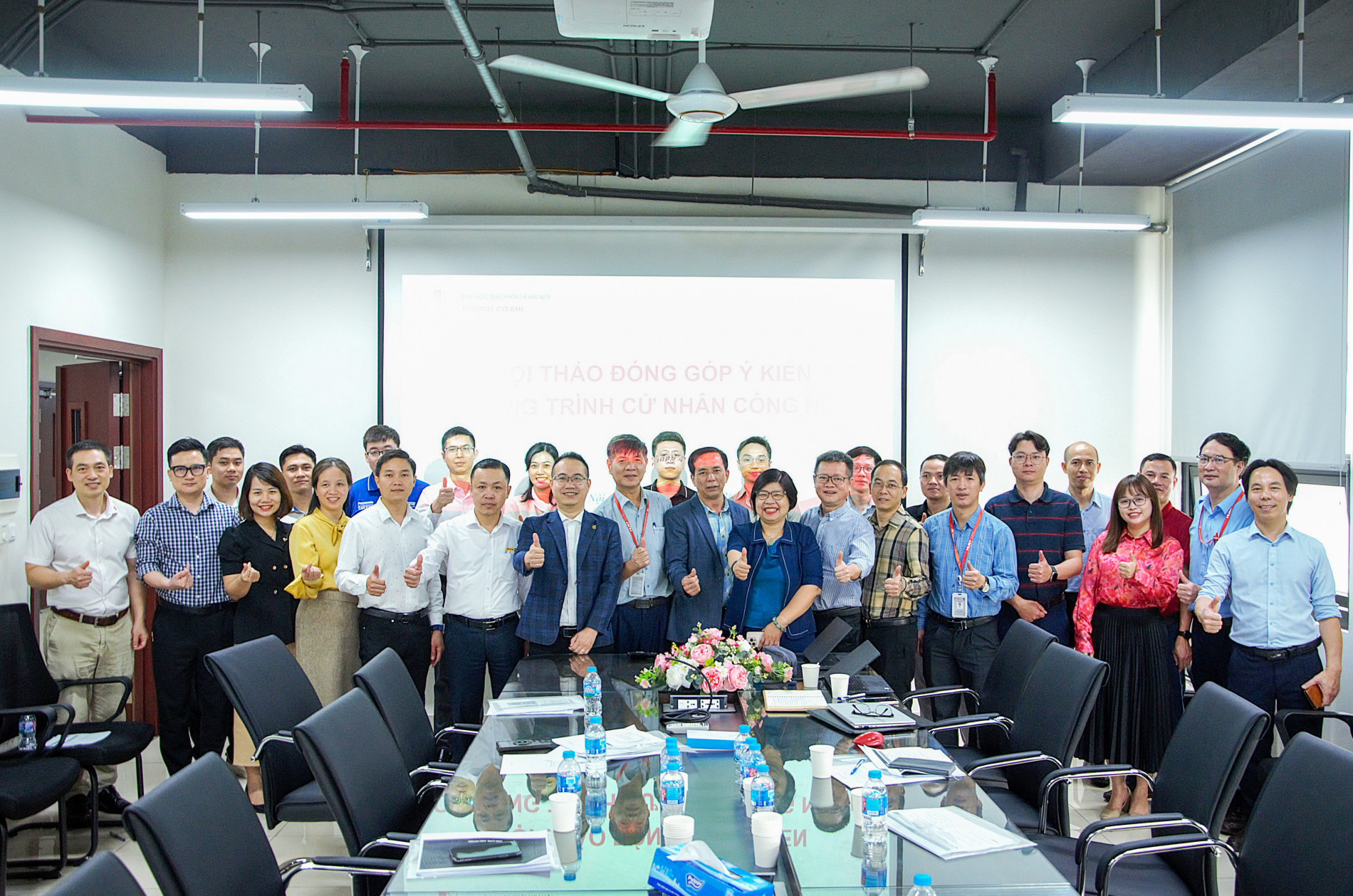 Hội thảo góp ý kiến phát triển chương trình đào tạo cử nhân công nghệ