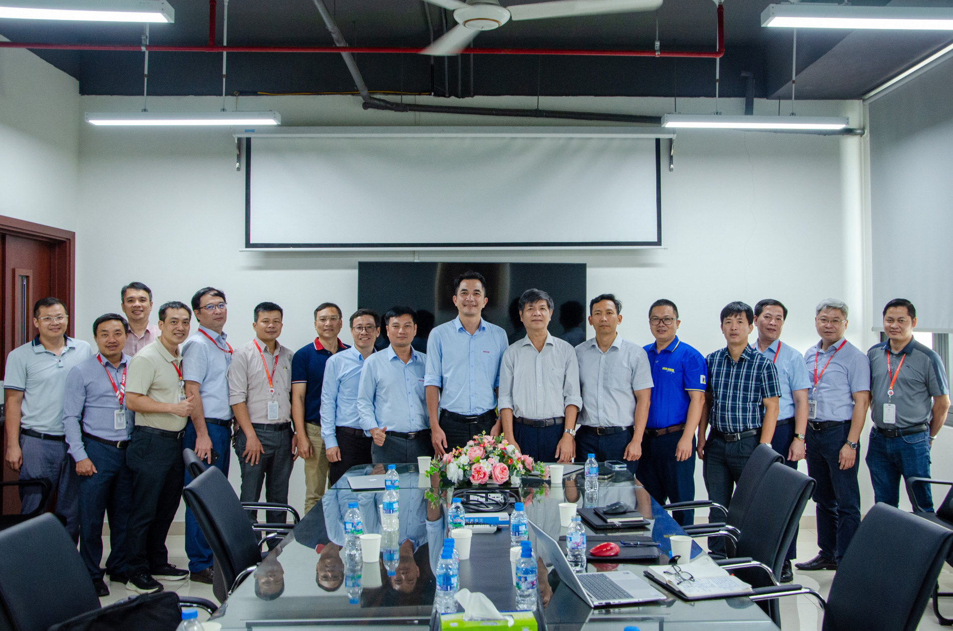 Trường Cơ khí – ĐHBKHN gặp mặt và làm việc với đoàn đại biểu đến từ Trường Đại học Bách khoa – Đại học Đà Nẵng
