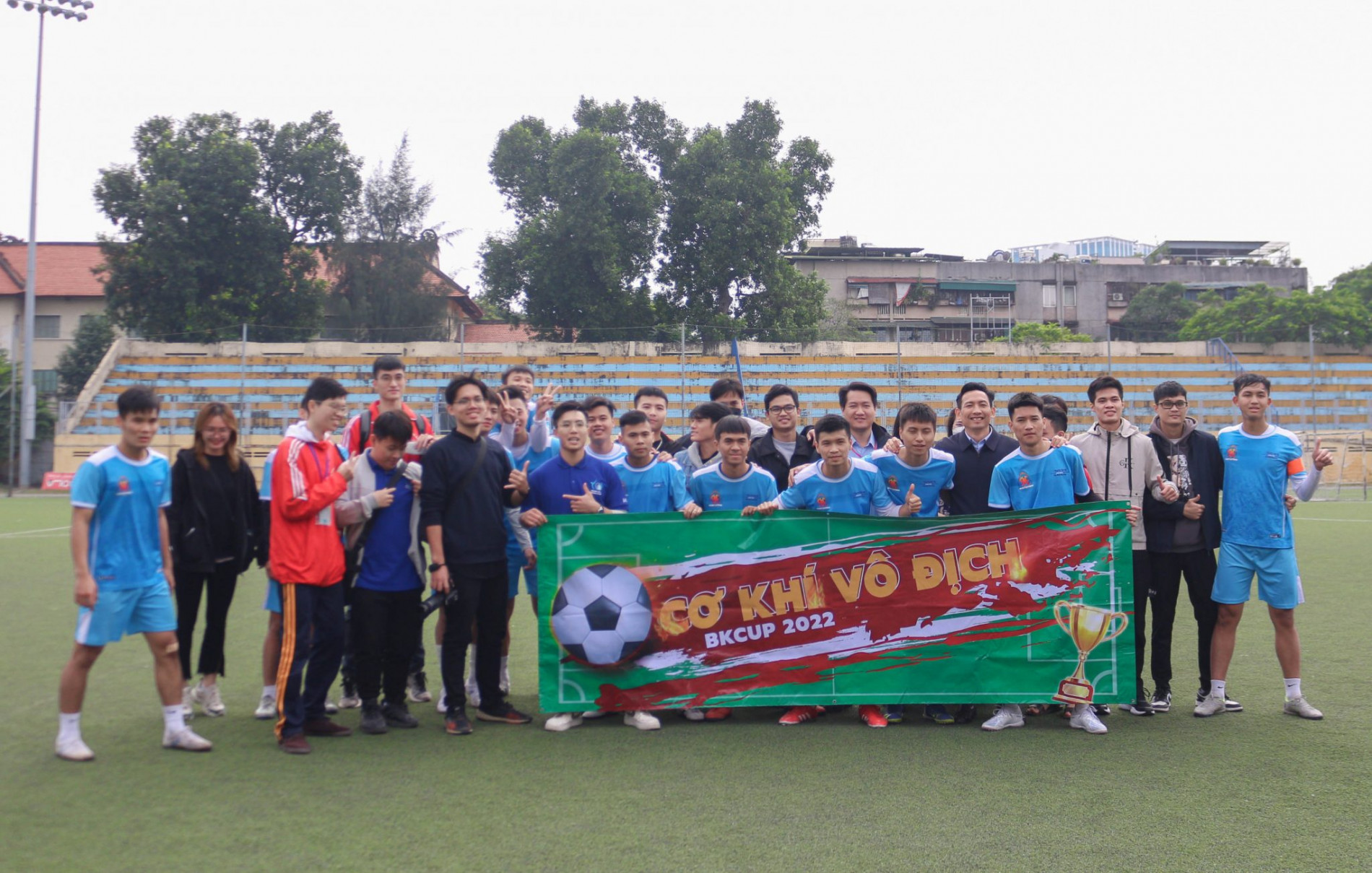 IMG 7487 2048x1303